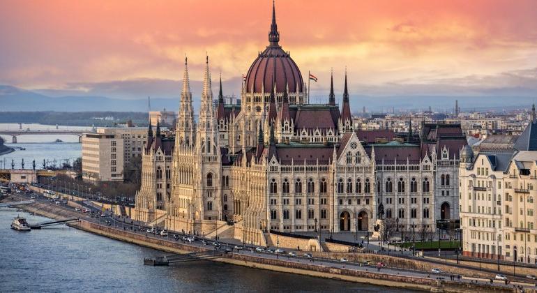 Petíció a magyar kriptovaluta-törvény ellen