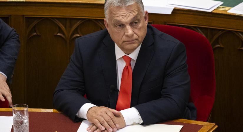 Sehogy sem áll az a világon egyedülálló beruházás, ami mellett Orbán három éve kötelezte el magát