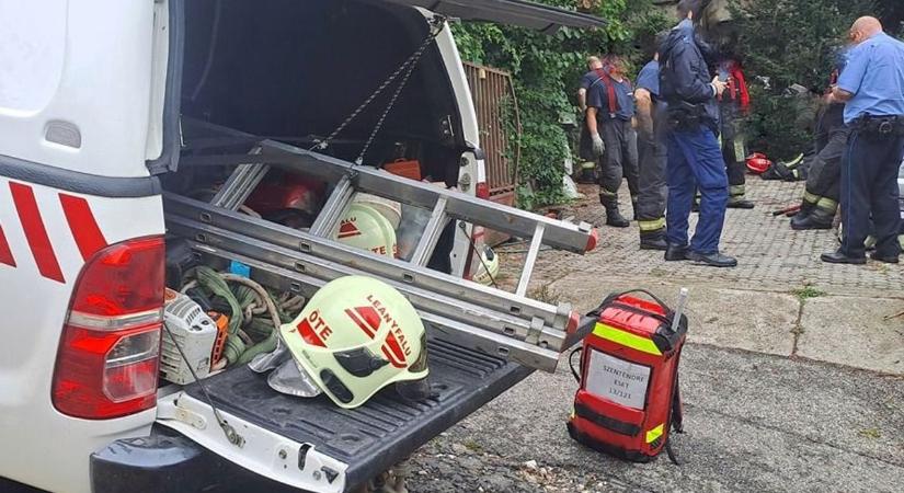 Tragédia: életét vesztette egy idős férfi, miközben a viharkárokat próbálta elhárítani