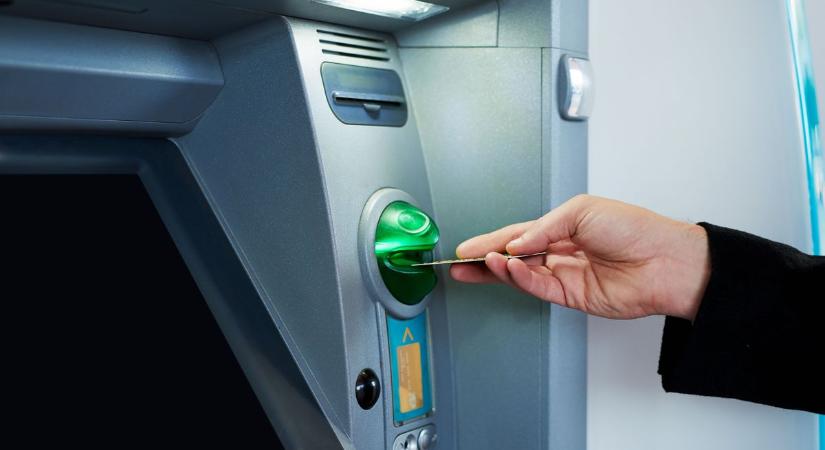 Bankautomata: akár kétszer többe is kerülhet a készpénzfelvétel – nem mindegy, milyen ATM kerül a faluba