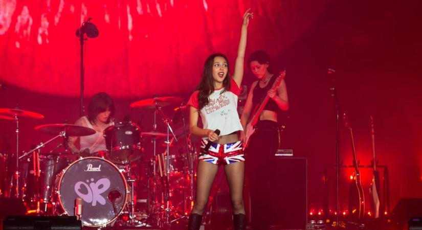 Az egész turnéja alatt ingyenes pszichológust biztosított a stábjának Olivia Rodrigo
