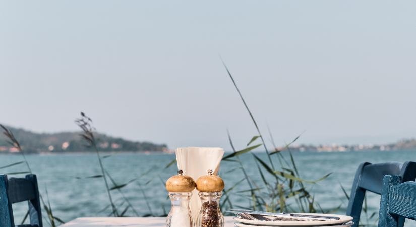 A Balatonon kommandózik a NAV