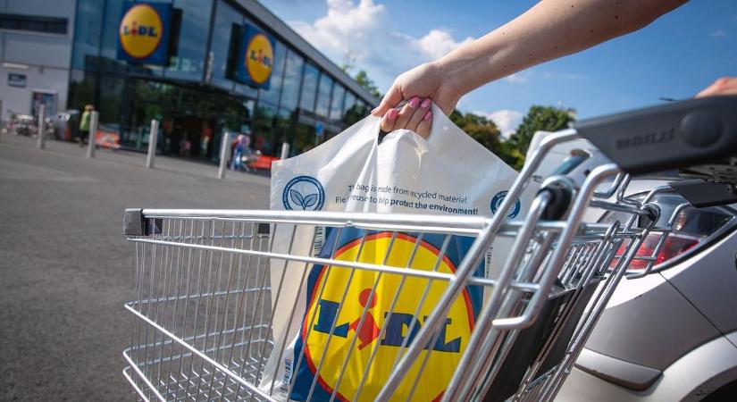 Visszatért az Oasis, újra hírbe hozták a Lidl-lel