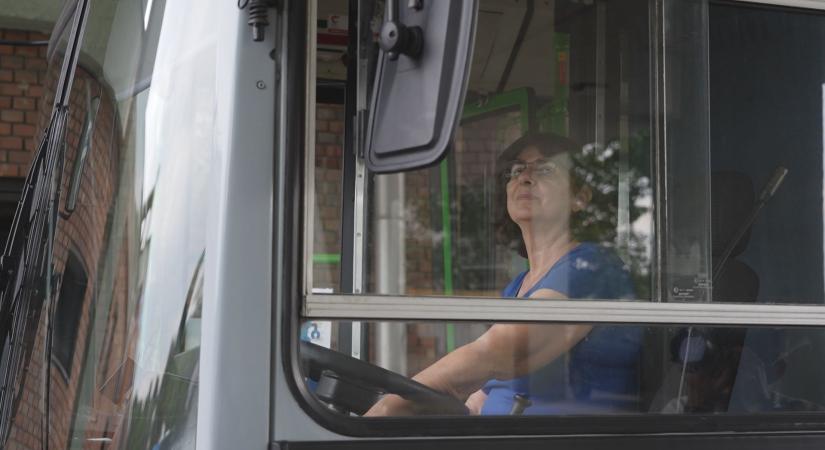 Megtalálták az Budapest első női buszsofőrjét