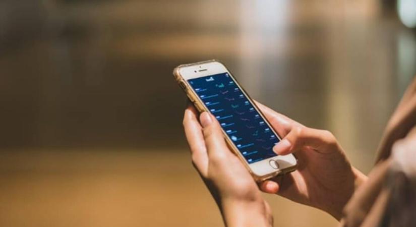 Hogyan egyszerűsítik a mobilfizetések a mindennapi tranzakciókat 2025-ben?