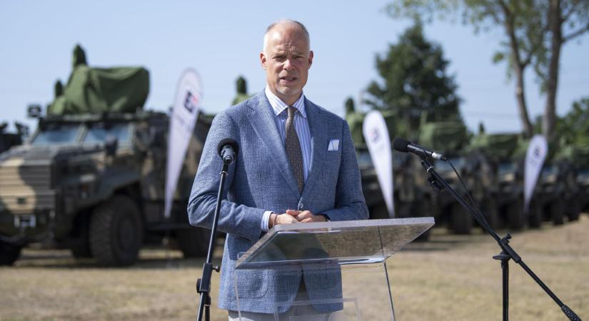 Szalay-Bobrovniczky Kristóf: védelmi innovációval építjük tovább a jövő haderejét!