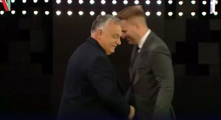 Egy dokumentum szerint Orbán Viktort ginnel pácolt lazac várta, a közönség étkeztetését lemondták a Harcosok Klubja nyitórendezvényén, a Fidesz cáfol