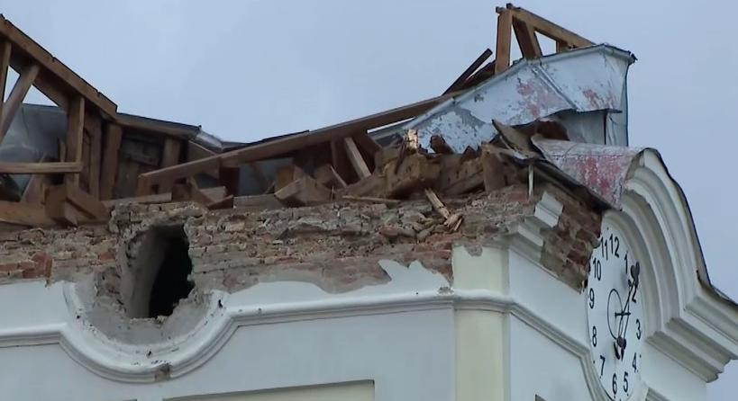 Több, mint tízezer káresetet okozott az országra lecsapó heves vihar  videó