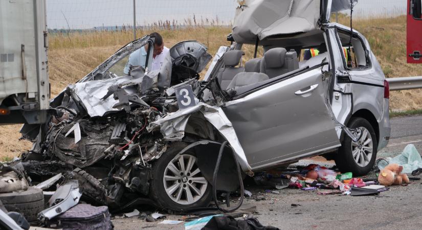 Drámai információ derült ki az M1-esen történt keddi tragédiáról
