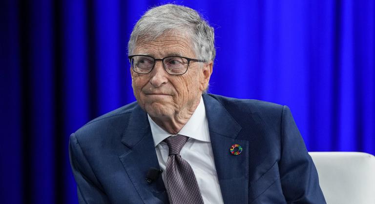 Zuhanórepülésben Bill Gates vagyona, korábbi kollégája is gazdagabb nála