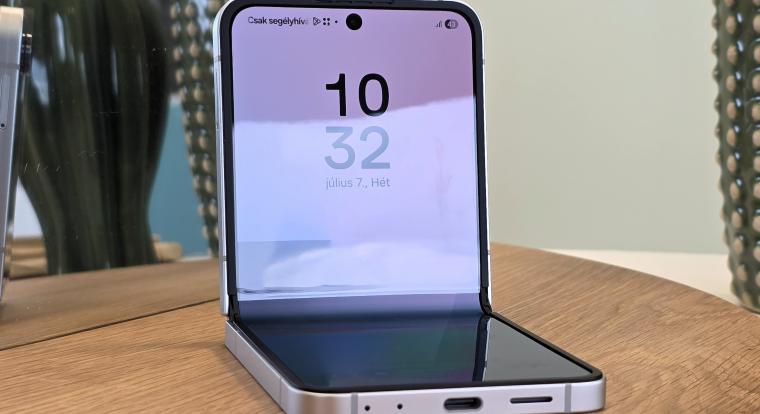 A Galaxy Z Fllip7 FE a Samsung valaha volt legolcsóbb hajlítható mobilja