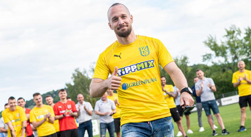 Másodosztályú csapathoz igazolt a DVSC szurkolók nagy kedvence