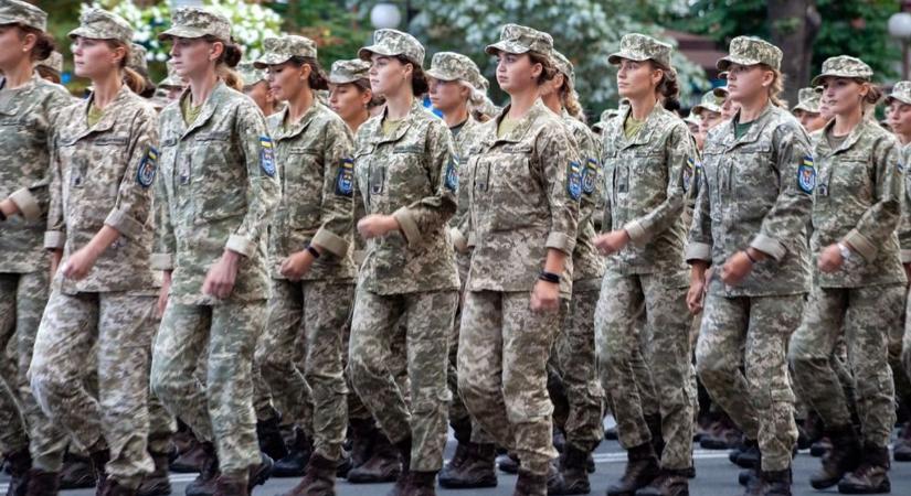 Súlyos bírságot kaphatnak a toborzóirodáktól az ukrán nők – ezért büntethetik meg őket