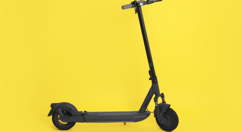 Itthon is új szabály léphet életbe az elektromos rollerek miatt, csak idő kérdése a szakértők szerint