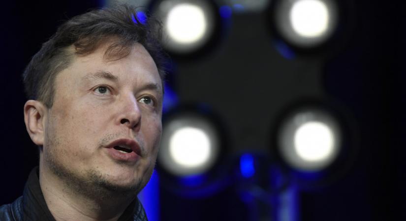 Magyarics Tamás: kizártnak tartom, hogy Elon Musk pártja döntő erőként bele tudjon szólni az amerikai politikába