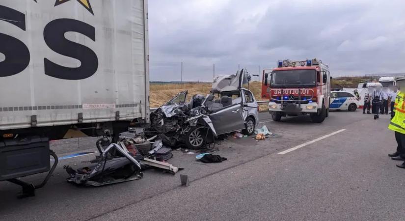Drámai részletek derültek ki az M1-es baleset körülményeiről