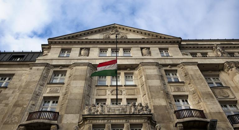 A Nemzetgazdasági Minisztérium szerint sokan mennek nyugdíjba