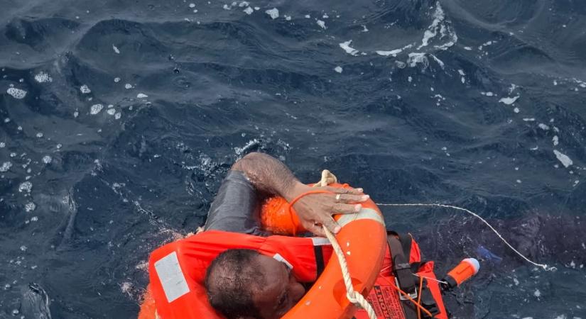 A hútik elsüllyesztettek egy teherhajót a Vörös-tengeren