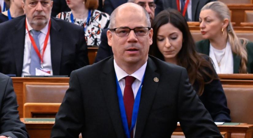 Hivatali visszaélés miatt letartóztatták a kőszegi vezető ügyészt