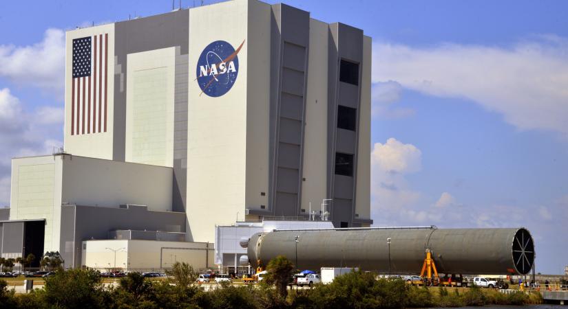 Gyakorlatilag teljesen lefejezik a NASA-t Trump parancsára