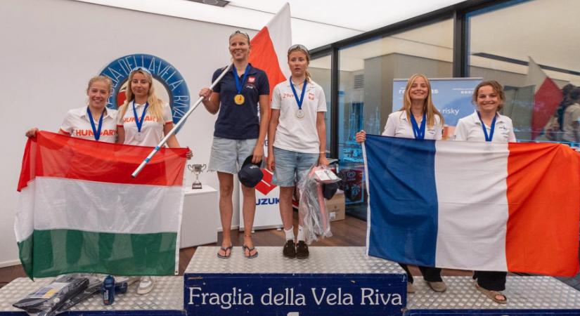Fehér Boróka és Fehér Szonja ezüstérmes, Csekovszky Mór és Zarándy Martin hetedik lett a 29er Eb-n!