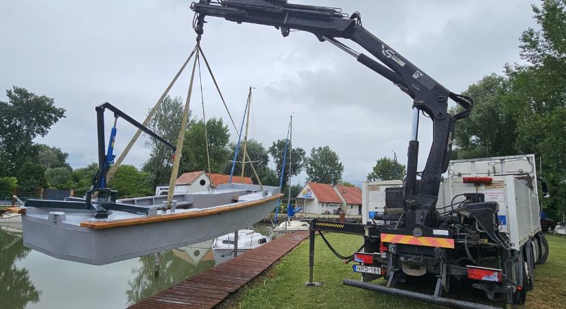 Speciális eszközzel vadásznak mostantól a Balatonban a szabályszegőkre