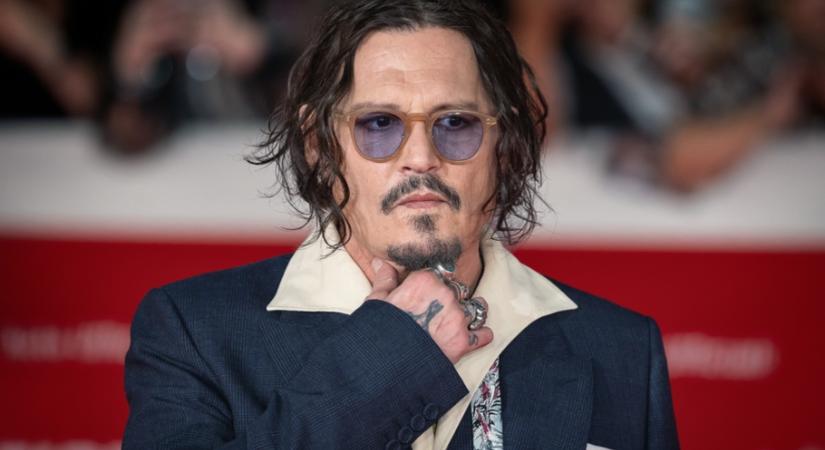 „Bottal vert meg” – Johnny Depp drámai vallomást tett a gyerekkoráról