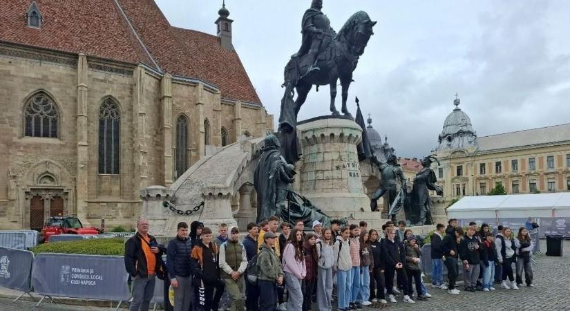 Erdély szépségeivel ismerkedtek a szigetközi diákok