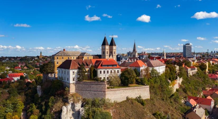 Muskéta- és ágyúgolyók is előkerültek a veszprémi Várhegyről
