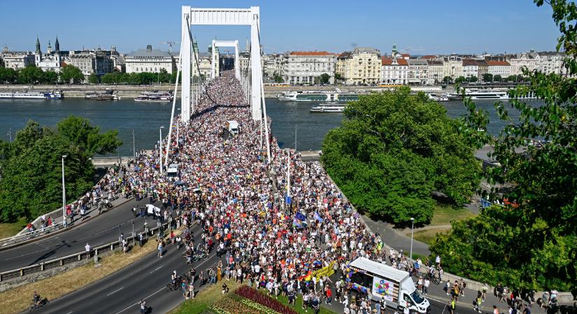 Megalázták a budai bisztróban a Pride után, feljelentette a helyet