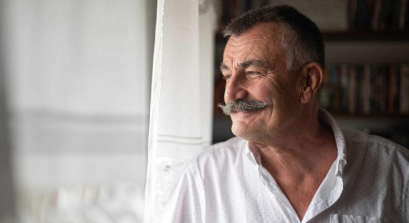 A 70 éves Dresch Mihály az amerikai jazzt és a magyar népzenét ötvözte
