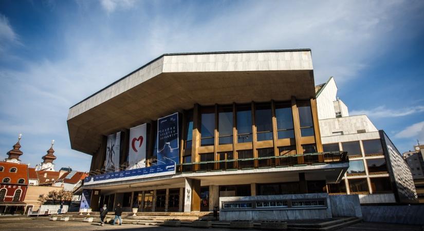 Közös fellépést javasol a Győri Nemzeti Színház ügyében Szakács András