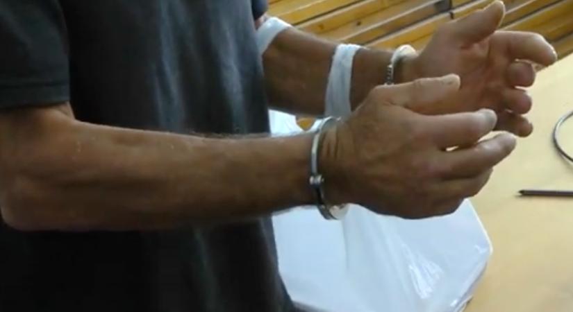 Családok estek egymásnak Tiszanánán: egy 18 éves fiú a helyszínen meghalt - Videó