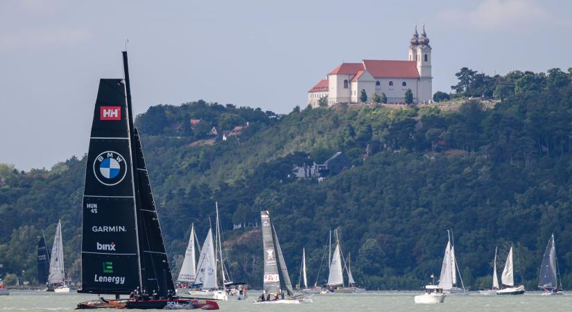 Schmidt Ádám: Európa-szerte híres a Kékszalag, amelyen az erős szél miatt idén megdőlhet a pályacsúcs is