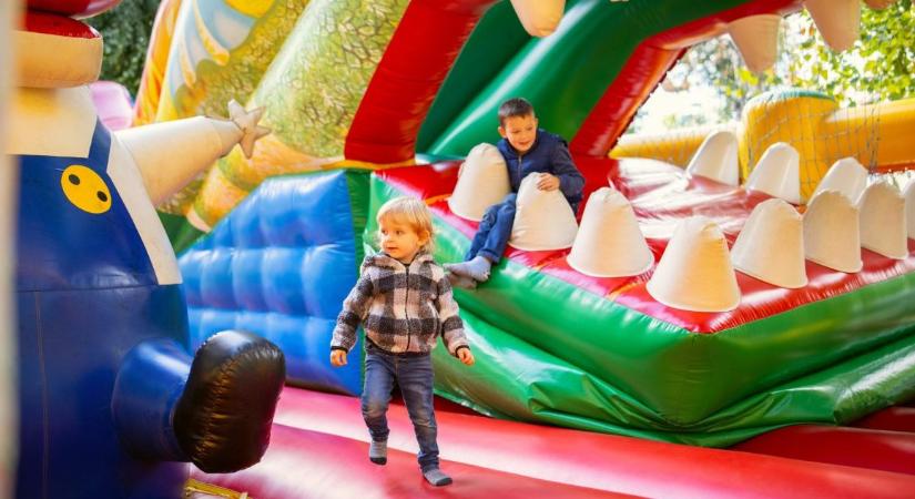 Óriási légvárpark nyílik Veresegyházán
