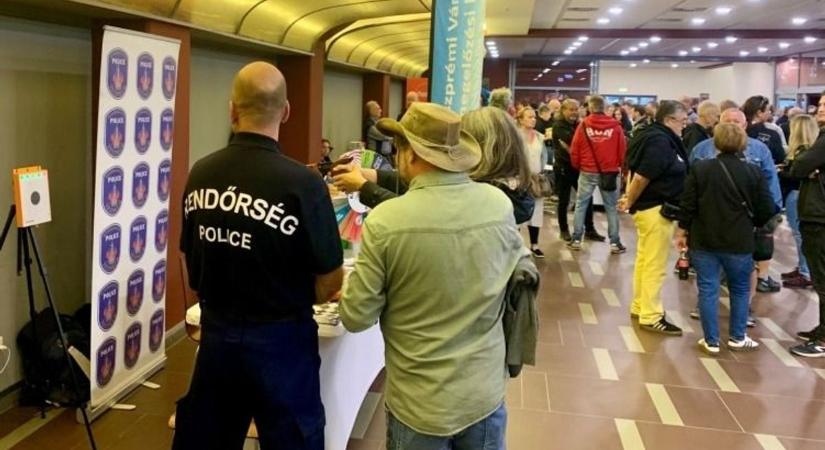 Rendőrökkel is találkozhattak a Veszprémfeszt nyitónapján