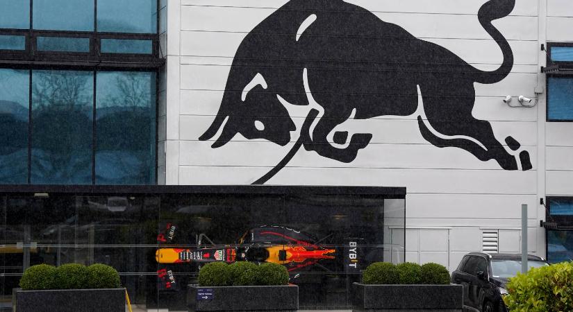 F1: Úgy rúgták ki Hornert, mint ha embert ölt volna