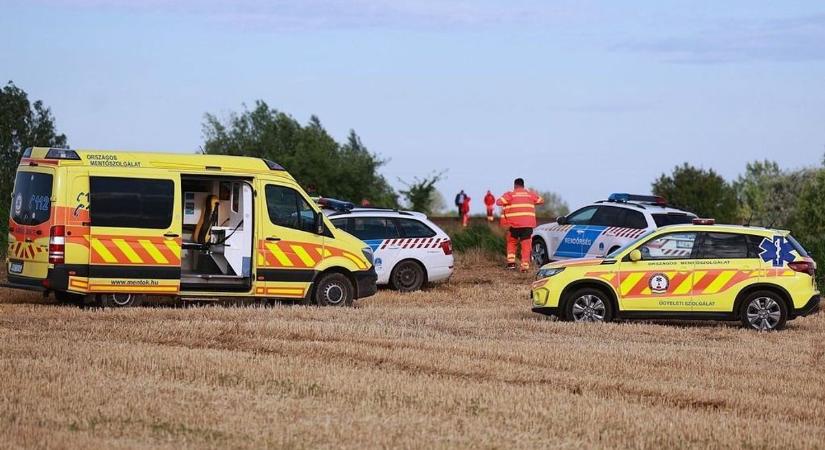 Újabb tragédia: síneken fekvő embert gázolt a vonat