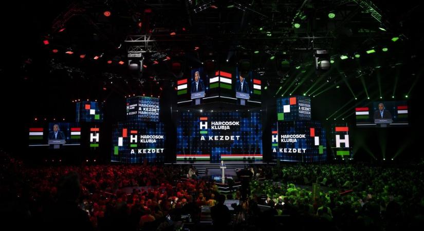 Téglákra figyelmeztet Orbán a Harcosok Klubjában