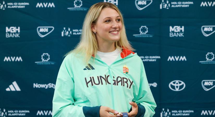 Végre megérkezett: mutatjuk Muhari Eszter fényesen csillogó olimpiai bronzérmét!