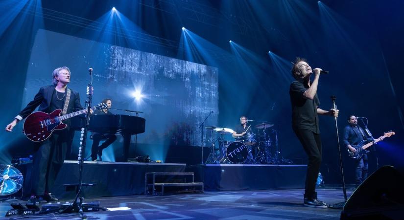 Igazi rock and roll hangulatot varázsolt a Train a Veszprém Arénába ( galéria)