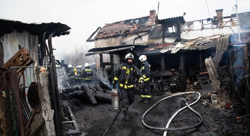 Öten haltak meg lakástűzben Somogyban