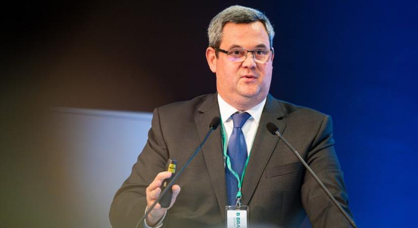 Takács Péter szerint a MOK félrevezeti a lakosságot
