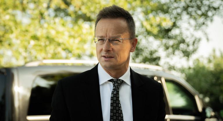 Szijjártó Péter: Itt mindenki hülye?