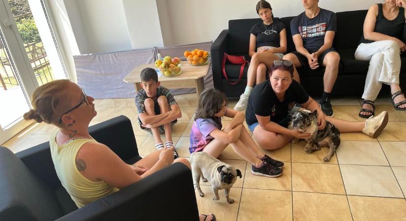 A felelős állattartás alapjaira nevelték a gyerekeket a nyári táborban a Tómalmon