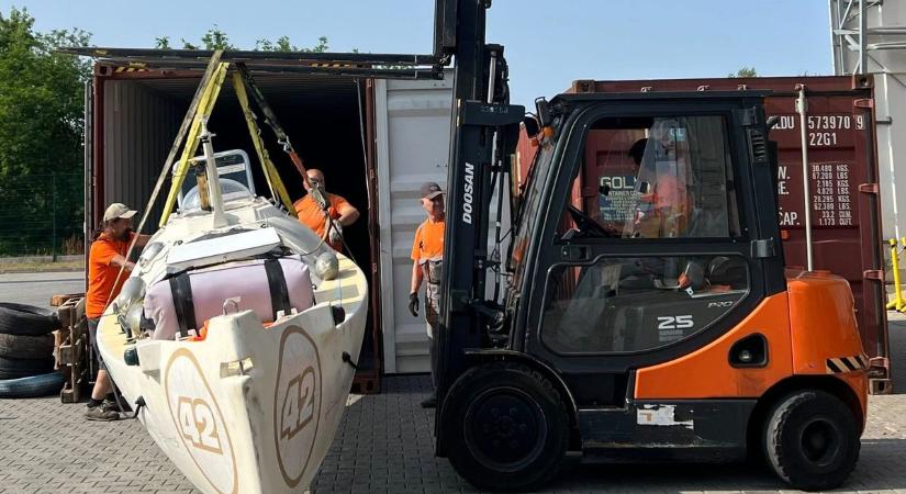 Átkelt az óceánon, végre hazatért Rakonczay Gábor hajója