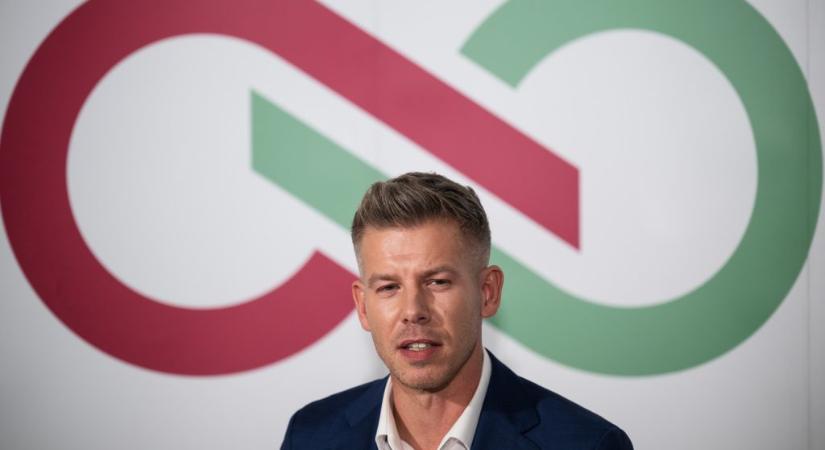 Magyar Péter: Mélységes szomorúsággal értesültünk a Beregszászról besorozott honfitársunk ellen elkövetett kegyetlenségről