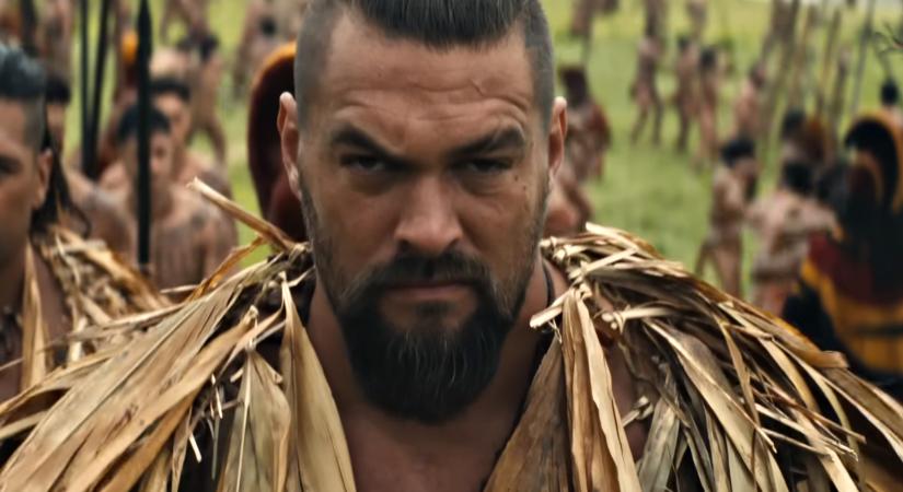 Befutott A hadvezér hatalmas csatákkal teli nagy előzetese, amelyben Jason Momoa még a saját népével is megküzd, hogy legyőzze a hazáját fenyegető idegen betolakodókat