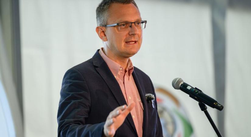 Rétvári Bence: Több mint háromszorosára nőtt az egészségügyre fordítható forrás az elmúlt tizenöt évben