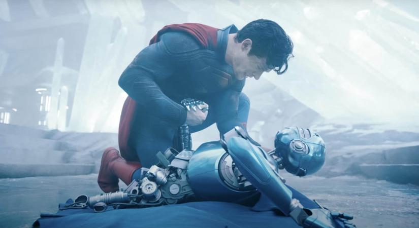 Farokcsóválásból jeles – az új Superman-film kritikája